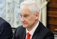 Ο-Ρώσος-υπουργός-Άμυνας-επισκέπτεται-τη-Βόρεια-Κορέα