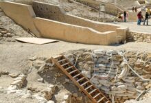 Αίγυπτος:-Όταν-ο-εκλιπών-είναι-φιλαναγνώστης-και-επιθυμεί-να-πάρει-μαζί-του-στην-αιώνια-ζωή-την-Ιλιάδα-του-Ομήρου