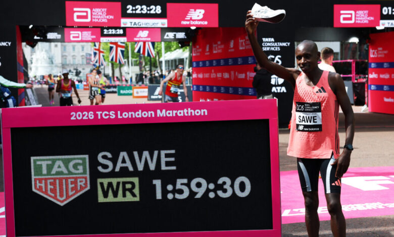 Ο-Σεμπάστιαν-Σάουε-έτρεξε-το-Μαραθώνιο-του-Λονδίνου-σε-λιγότερο-από-δύο-ώρες