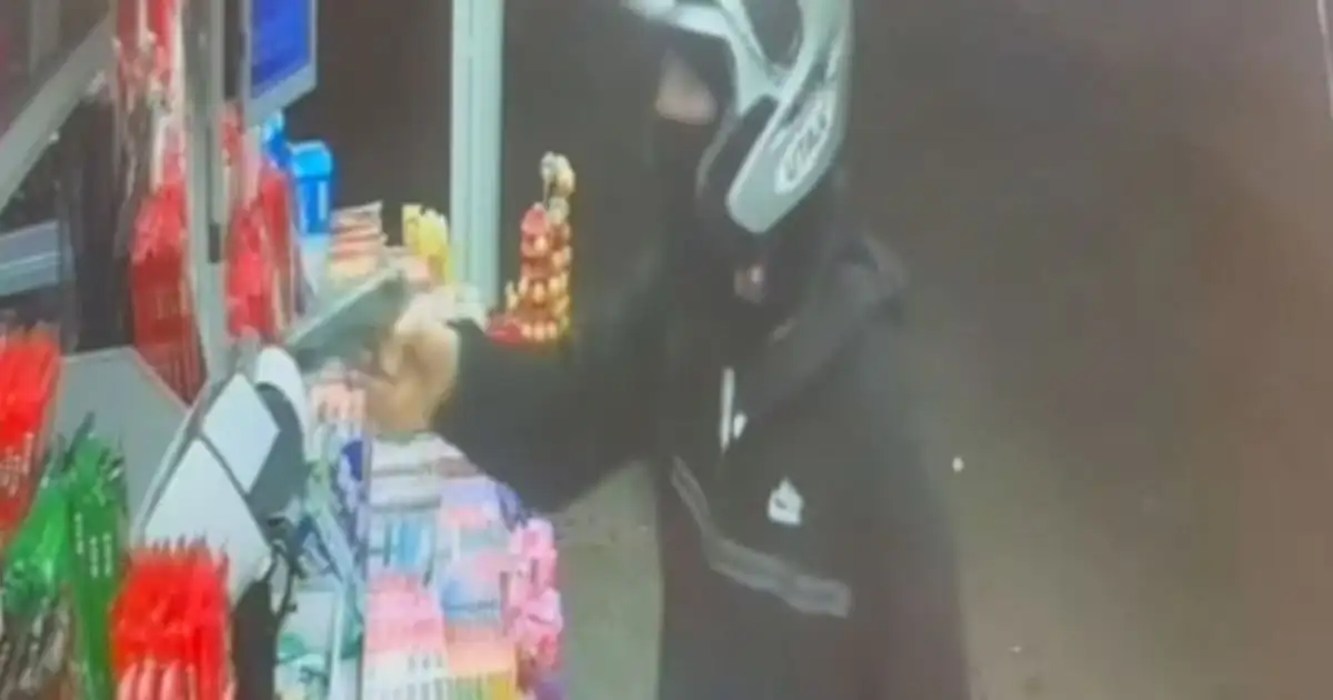 Ανήλικοι-λήστευαν-περίπτερα-και-βενζινάδικα-στα-νότια-προάστια-–-Συνελήφθησαν-και-οι-γονείς-τους