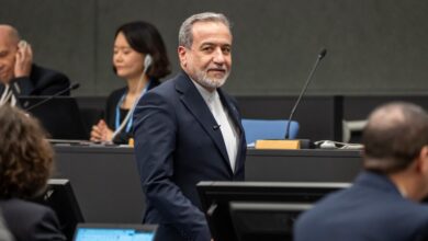 Ιράν:-Ο-Αραγτσί-ξανά-στο-Πακιστάν-με-εντολή-για-νέες-διαπραγματεύσεις