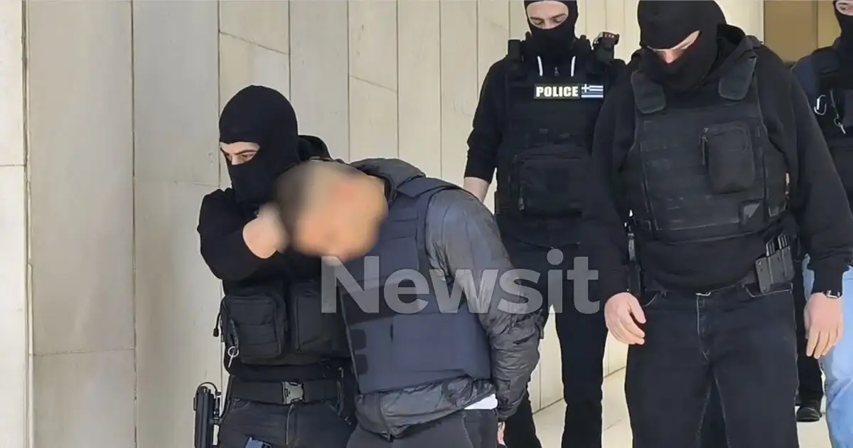 Άγιος-Δημήτριος:-Οι-μαρτυρίες-για-τον-20χρονο-καθ’-ομολογίαν-δράστη-–-Το-βίντεο-ντοκουμέντο-πριν-τη-δολοφονία