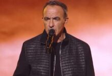 Ο-Νίκος-Αλιάγας-τραγούδησε-τον-«Μέτοικο»-στο-γαλλικό-voice-–-Η-αντίδραση-των-κριτών