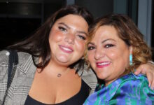 Βίκυ-Σταυροπούλου-για-Δανάη-Μπάρκα:-Τη-βλέπω-στα-καλύτερά-της,-είναι-χαρούμενη-και-ξεκούραστη