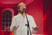 yfsf:-Ο-Παναγιώτης-Ραφαηλίδης-«λύγισε»-ως-Γιάννης-Πάριος-–-Τα-θετικά-σχόλια-για-την-ερμηνεία-του