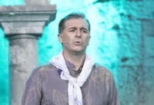 Αλέξανδρος-Μπουρδούμης:-Έμαθα-για-τον-θάνατο-του-αδερφού-μου-10-λεπτά-πριν-βγω-να-παίξω-στο-θέατρο