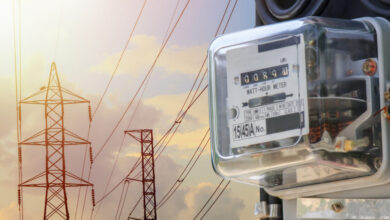 Ποιες-«τρύπες»-θέλουν-να-κλείσουν-οι-προμηθευτές-ρεύματος-για-να-προσφέρουν-και-υπηρεσίες-ενεργειακής-απόδοσης