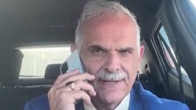 Εξάρχεια:-Άγρια-επίθεση-στον-γιο-του-γνωστού-ποινικολόγου-Νίκου-Ρουσσόπουλου-–-Τον-χτύπησαν-με-σιδηρογροθιά-στο-κεφάλι