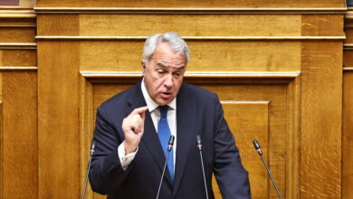 Βορίδης-κατά-Κοβέσι:-«Άκουσα-πολιτικές-τοποθετήσεις,-όχι-νομική-συζήτηση»