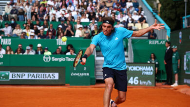 Στέφανος-Τσιτσιπάς-–-Ντάνιελ-Μερίδα-2-0:-Άνετη-πρόκριση-στους-«16»-του-open-της-Μαδρίτης