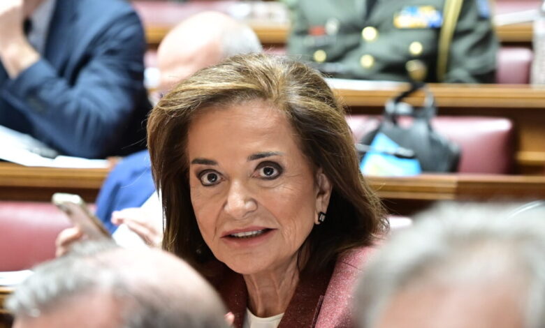 Ντόρα-Μπακογιάννη:-«Δεν-καταλαβαίνω-ποια-θα-είναι-η-προοπτική-του-μέλλοντος-για-τον-κ.-Σαμαρά»