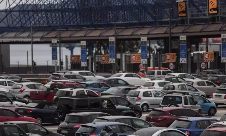 Έξοδος-για-την-Πρωτομαγιά:-Αυξημένα-μέτρα-της-τροχαίας-–-Απαγόρευση-κυκλοφορίας-των-φορτηγών