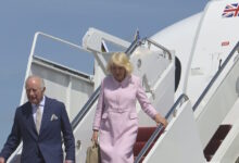 Ο-βασιλιάς-Κάρολος-και-η-βασίλισσα-Καμίλα-στις-ΗΠΑ-–-Τραμπ-και-Μελάνια-τους-υποδέχτηκαν-στον-Λευκό-Οίκο