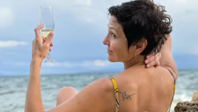 Η-Ταμίλα-Κουλίεβα-απόλαυσε-ιαματικό-μπάνιο-στα-Λουτρά-Αιδηψού