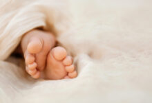 ΗΠΑ:-Γέννησε-μέσα-στο-αεροπλάνο-μισή-ώρα-πριν-την-προσγείωση-–-Την-βοήθησαν-μέλη-του-πληρώματος-και-επιβάτες