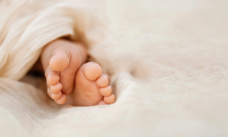 ΗΠΑ:-Γέννησε-μέσα-στο-αεροπλάνο-μισή-ώρα-πριν-την-προσγείωση-–-Την-βοήθησαν-μέλη-του-πληρώματος-και-επιβάτες