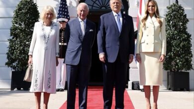 Ο-Κάρολος-Γ΄-στην-Ουάσιγκτον-με-φόντο-τις-τεταμένες-σχέσεις-ΗΠΑ-Ηνωμένου-Βασιλείου