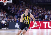 Φενέρμπαχτσε-–-Ζάλγκιρις-89-78:-Ο-Μπιμπέροβιτς-έφερε-το-1-0-για-την-τουρκική-ομάδα-στα-πλέι-οφ-της-euroleague
