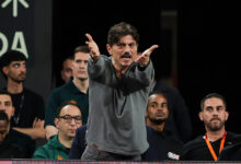 Ο-Δημήτρης-Γιαννακόπουλος-πανηγύρισε-έξαλλα-με-τον-Εργκίν-Αταμάν-τη-νίκη-του-Παναθηναϊκού-κόντρα-στη-Βαλένθια