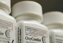 Πρόστιμο-μαμούθ-πάνω-από-8-δισεκ-δολάρια-στην-purdue-pharma-για-τους-θανάτους-727.000-ανθρώπων