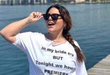 Η-Δανάη-Μπάρκα-επιβεβαίωσε-τον-γάμο-της-με-τον-σύντροφό-της,-Φάνη-Μπότση-–-Η-ανακοίνωση-με-το-χαρακτηριστικό-μπλουζάκι