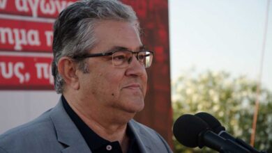 Στα-Τρίκαλα-ο-Δημήτρης-Κουτσούμπας