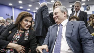 Ντόρα-Μπακογιάννη:-Υπέρ-της-αλλαγής-εκλογικού-νόμου-–-Θέλει-τον-Καραμανλή-στο-συνέδριο-της-ΝΔ