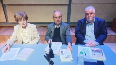 «Τα-Παλιά-Τρίκαλα.-Αναμνήσεις-και-Ιστορήματα»-–-Ένα-βιβλίο-του-αείμνηστου-δημοσιογράφου-Θεολόγη-Τριανταφύλλου