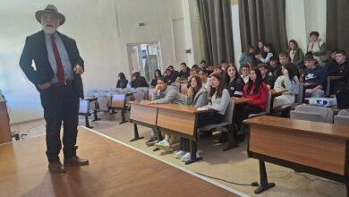 5ο-Γυμνάσιο-Τρικάλων:-«Μηδείς-αγεωμέτρητος-εισίτω»-σε-ξεχωριστή-μαθηματική-δράση