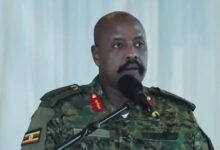 Ο-αρχηγός-του-στρατού-της-Ουγκάντας-δηλώνει-ότι-είναι-κατά-14%-Έλληνας-και-έχει-συγγένεια-με-τον-Μέγα-Αλέξανδρο