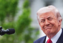 Ο-Τραμπ-αποθεώνει-τα-ΗΑΕ-για-την-αποχώρηση-από-τον-ΟΠΕΚ:-«Είναι-υπέροχο,-θα-σταθεροποιηθούν-οι-τιμές-του-πετρελαίου»