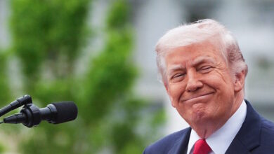 Ο-Τραμπ-αποθεώνει-τα-ΗΑΕ-για-την-αποχώρηση-από-τον-ΟΠΕΚ:-«Είναι-υπέροχο,-θα-σταθεροποιηθούν-οι-τιμές-του-πετρελαίου»