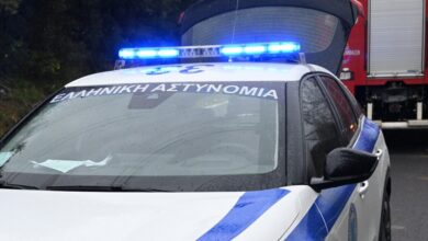 Αχαρνές:-Εντοπίστηκε-ολόκληρο-οπλοστάσιο-σε-σπίτι-–-Πέντε-συλλήψεις