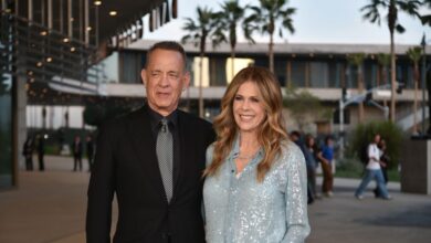 Ρίτα-Γουίλσον:-Τα-δύο-πράγματα-που-ζήτησε-από-τον-Τομ-Χανκς-μετά-τη-διάγνωσή-της-με-καρκίνο-του-μαστού