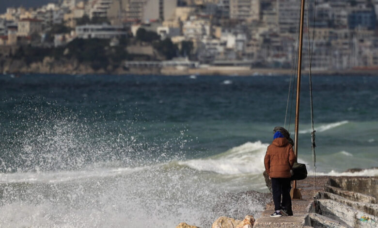 Καιρός:-Έρχονται-βροχές-από-το-μεσημέρι-–-Άνεμοι-8-μποφόρ-και-«βουτιά»-της-θερμοκρασίας-έως-10-βαθμούς-από-την-Παρασκευή