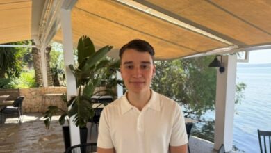 Θεσσαλονίκη:-18χρονος-μαθητής-έσωσε-με-λαβή-χάιμλιχ-γυναίκα-που-πνιγόταν-σε-εστιατόριο-–-«Έβαλα-τα-χέρια-μου-και-πίεσα-το-στέρνο»