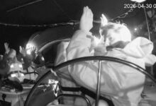 Ισραήλ:-Στην-Ελλάδα-αποβιβάζονται-οι-175-ακτιβιστές-μετά-το-ρεσάλτο-σε-στολίσκο-που-πήγαινε-στη-Γάζα-–-«Την-ευχαριστούμε»