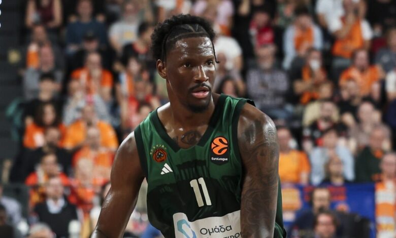 Βαλένθια-–-Παναθηναϊκός:-Το-σπουδαίο-buzzer-beater-του-Νάιτζελ-Χέιζ-Ντέιβις-που-«σφράγισε»-το-διπλό-στην-παράταση