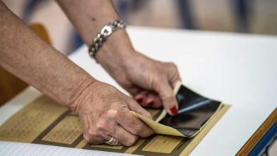 Αγίου-Πνεύματος-2026:-Πότε-πέφτει-η-αργία-και-τι-ισχύει-με-τις-Πανελλήνιες-εξετάσεις