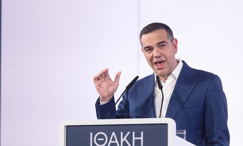 Ο-Αλέξης-Τσίπρας-παρουσίασε-το-«μανιφέστο»-για-την-«κυβερνώσα-Αριστερά-της-νέας-εποχής»-και-την-προοδευτική-συμπαράταξη