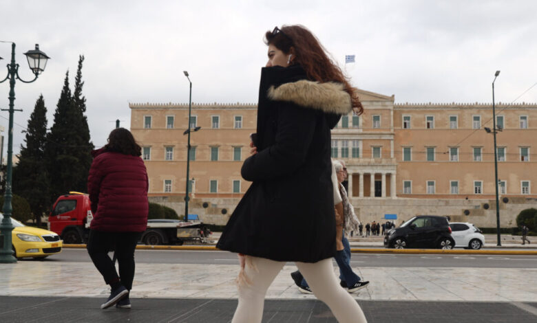 Καιρός-σήμερα:-Βροχές,-καταιγίδες-και-8-μποφόρ-–-Πού-θα-χιονίσει