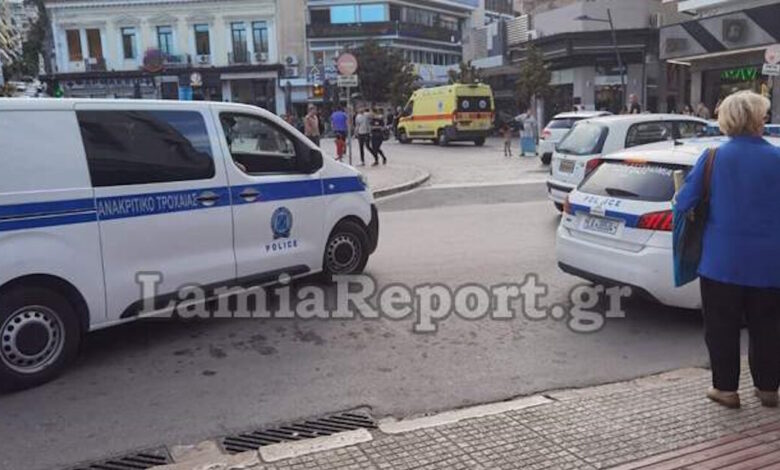 Λαμία:-13χρονη-μαθήτρια-δέχτηκε-επίθεση-από-άλλες-ανήλικες,-την-τραβούσαν-από-τα-μαλλιά-και-την-κλωτσούσαν