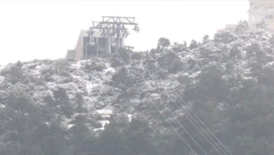 Καιρός:-Χειμωνιάτικο-σκηνικό-με-χιόνια-σε-Πάρνηθα-και-Πεντέλη-Μάη-μήνα-–-Μέρες-Ιανουαρίου-ζει-η-Αττική