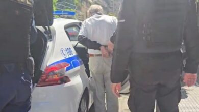 Θεσσαλονίκη:-Ποινική-δίωξη-για-απόπειρα-ληστείας-ασκήθηκε-στον-67χρονο-που-μπούκαρε-σε-τράπεζα-με-σφυρί