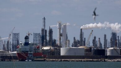 Το-πετρέλαιο-υποχωρεί:-Κατοχυρώνει-κέρδη-το-brent-μετά-την-άνοδο-6%-εν-μέσω-κλιμάκωσης-της-έντασης-στη-Μέση-Ανατολή