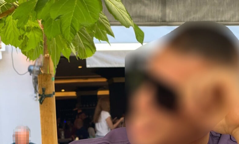 Νέα-Φιλαδέλφεια:-«Το-παιδί-μου-είναι-με-κατάγματα-και-κλαίει-συνέχεια»-λέει-η-μητέρα-του-17χρονου-που-ξυλοκοπήθηκε-από-τον-25χρονο