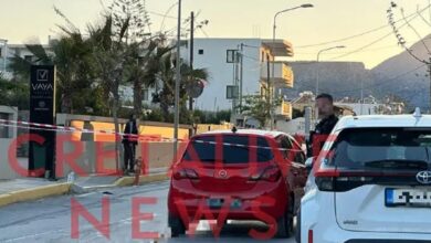 Δολοφονία-στο-Ηράκλειο:-Ο-20χρονος-φοβόταν-και-είχε-πάει-4-φορές-στην-αστυνομία-–-Ανατριχίλα-από-τον-σπαραγμό-της-μητέρας-του