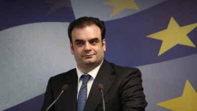 Πιερρακάκης:-Ψηφιακό-ευρώ,-τραπεζική-ενοποίηση-και-τεχνητή-νοημοσύνη-τα-θέματα-στην-ατζέντα