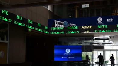 Χρηματιστήρια:-Προσδοκίες-για-ειρήνη-στη-Μέση-Ανατολή-δίνουν-ώθηση-στις-μετοχές-–-Το-2%-άγγιξε-η-άνοδος-στην-Αθήνα