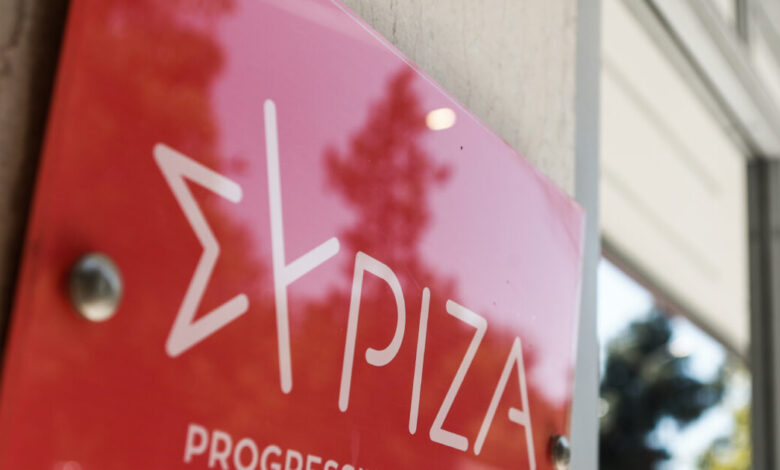 ΣΥΡΙΖΑ-για-ομιλία-Μητσοτάκη-στην-ΚΟ-της-ΝΔ:-«Μοίρασε-συγχωροχάρτια-στους-βουλευτές-του»